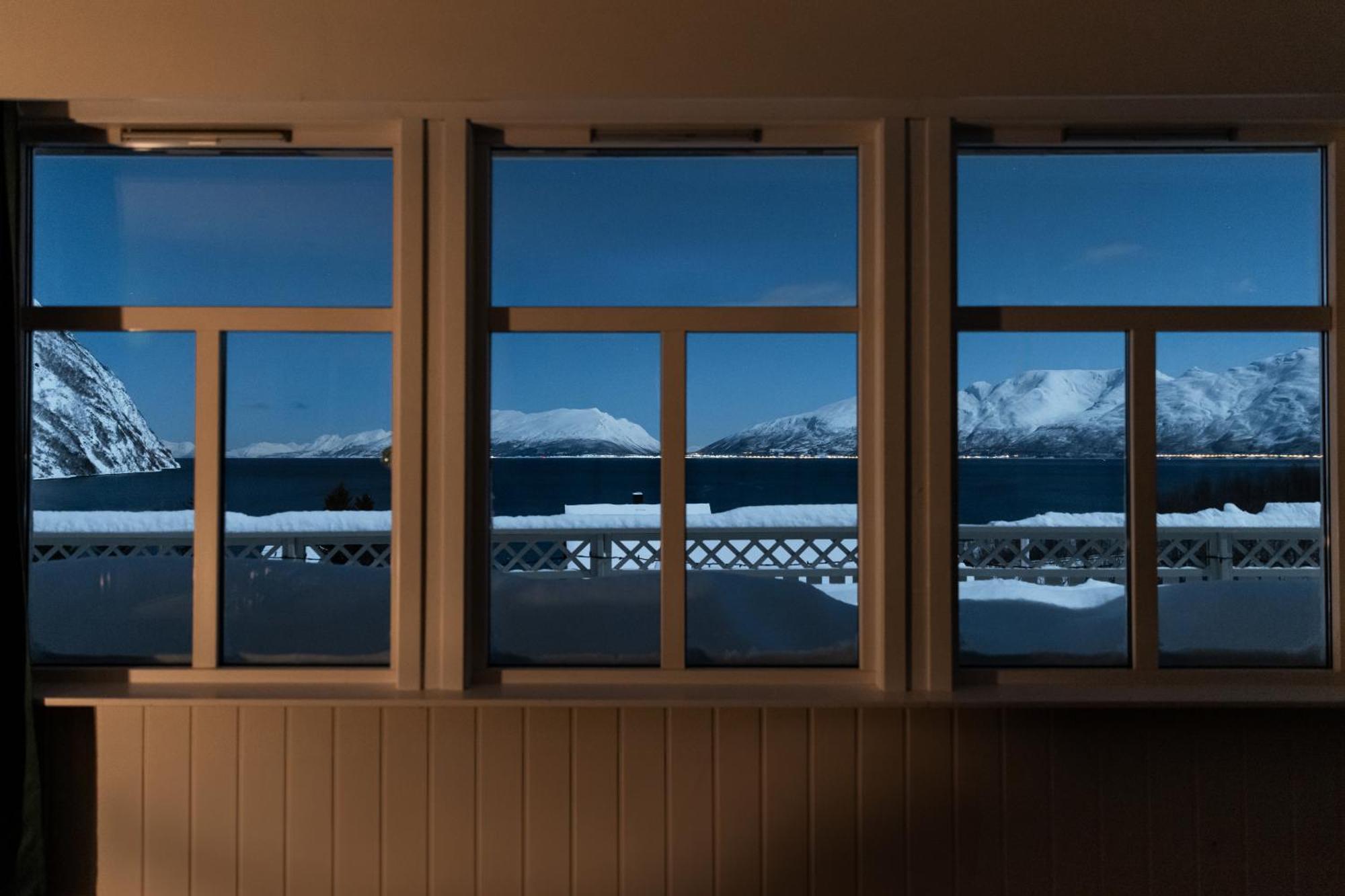 Lyngen Aurora House Villa Koppangen Exterior foto
